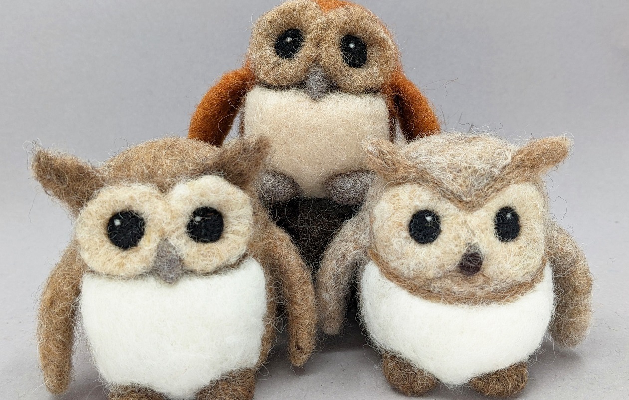 felt owl figures