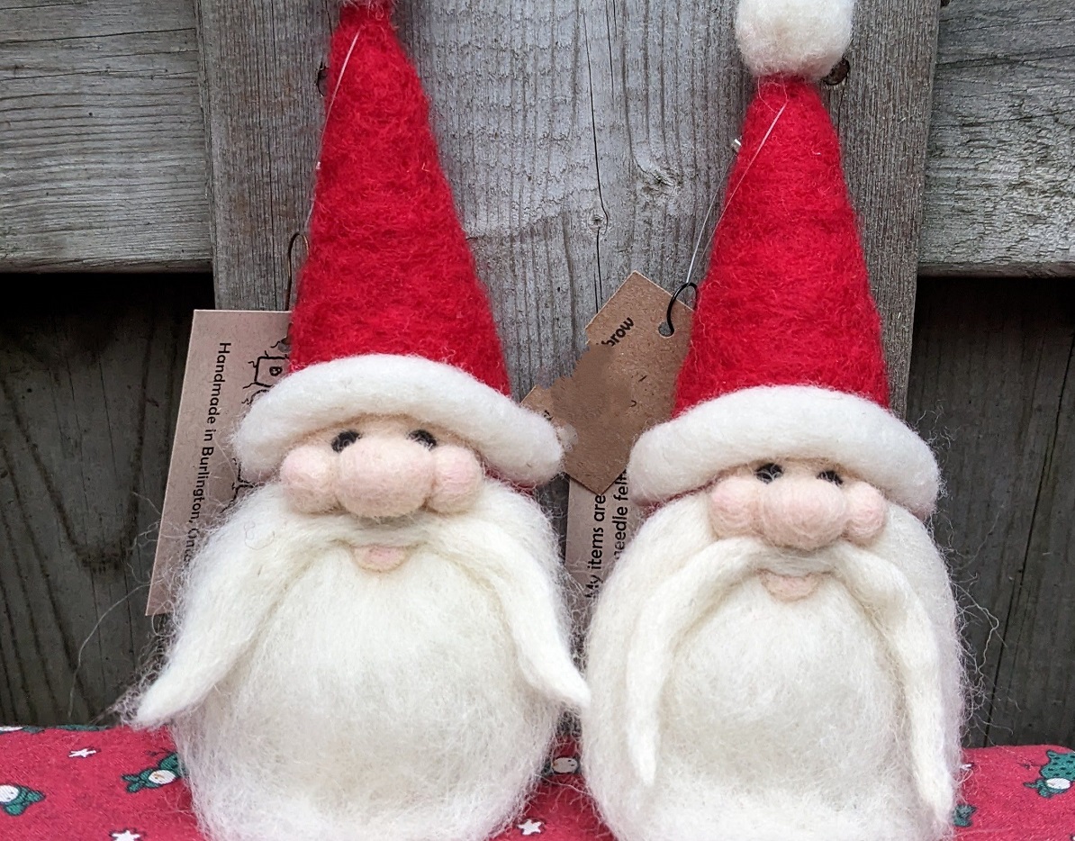 felt Santa ornaments